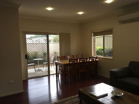 89 On Guy - Sunshine Coast Tourism 3