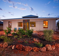 9 Skipjack Circle - Lovely Pet-Friendly Holiday Home with a Breezeway - Sunshine Coast Tourism