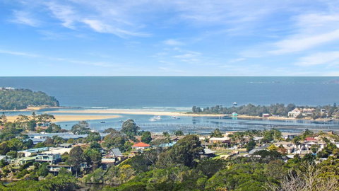 91 Berrambool Drive - Sunshine Coast Tourism 0