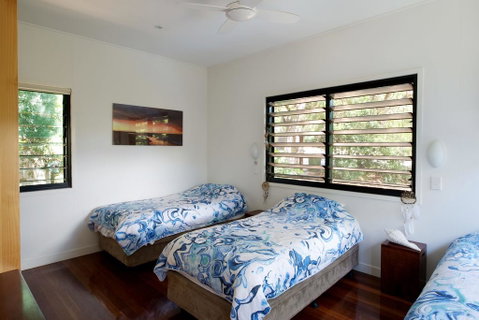 91 Tramican - Aquamarine - Sunshine Coast Tourism 1
