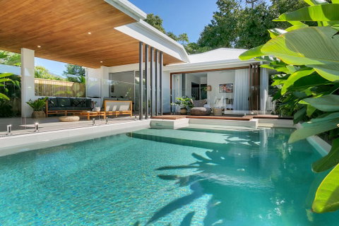 94 Northhouse - Beachside Luxury In Palm Cove - Sunshine Coast Tourism 0