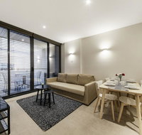 A Central  Cozy 2BR Apt Near Federation Square - Holiday Sunshine Coast