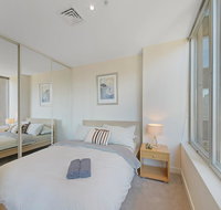 A Comfy  Central 2BR Apt Near Flinders Station - Holiday Sunshine Coast
