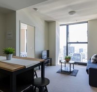 A Cozy CBD Suite with Spectacular City Views - Holiday Sunshine Coast