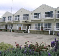 A Great Ocean View Motel - Sunshine Coast Tourism