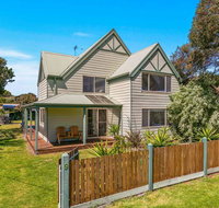 A la Plage - Holiday Sunshine Coast