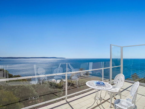 A Little Piece Of Paradise - Sunshine Coast Tourism 2