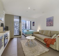 A Lovely Studio Next to Southern Cross - Holiday Sunshine Coast