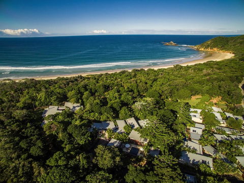 A PERFECT STAY - Amalfi Villa - Sunshine Coast Tourism 1