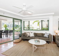 A PERFECT STAY - Apartment 2 Surfside - Sunshine Coast Tourism