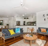 A PERFECT STAY - Barefoot Lane - beach house - Sunshine Coast Tourism
