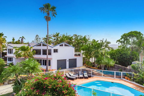 A PERFECT STAY - Byron Pacific Vista - Holiday Sunshine Coast 1