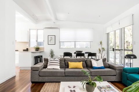 A PERFECT STAY - Clique 3 - Holiday Sunshine Coast 3