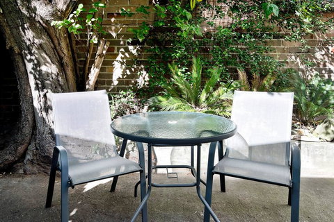 A Quaint Darlinghurst Cottage - Sunshine Coast Tourism 3