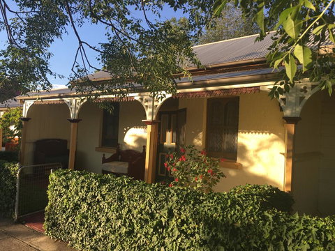 A Settlers Cottage Accommodation Bathurst CBD - Sunshine Coast Tourism 2