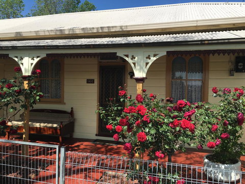 A Settlers Cottage Accommodation Bathurst CBD - Sunshine Coast Tourism 1