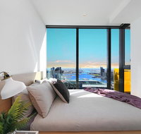 A Stylish CBD Apartment with A Stunning View - Holiday Sunshine Coast
