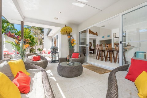 A SWEET ESCAPE - Serenity On Sallywattle - Sunshine Coast Tourism 3