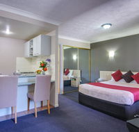 AAA Airport Albion Manor Apartments and Motel - Holiday Sunshine Coast