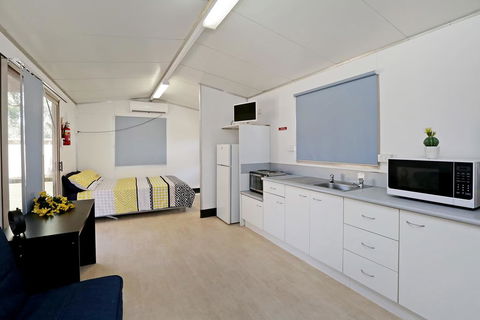 AAOK Moondarra Accommodation Village - Holiday Sunshine Coast 0