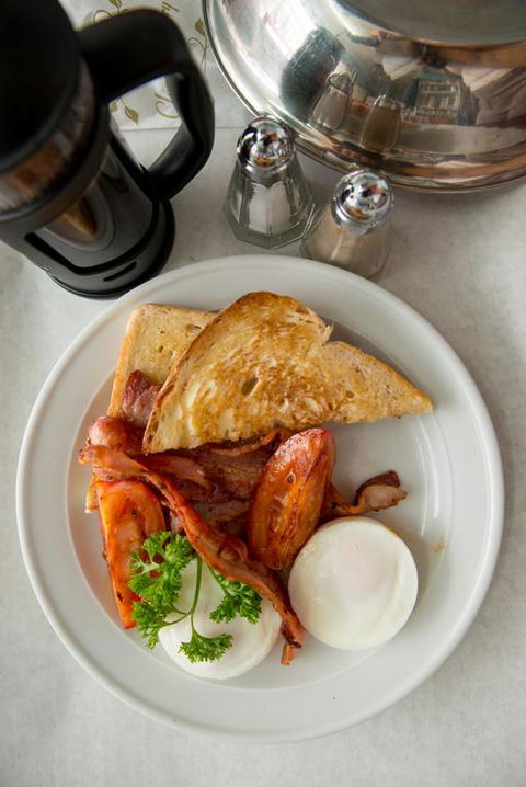 Abajaz Motor Inn - Sunshine Coast Tourism 3