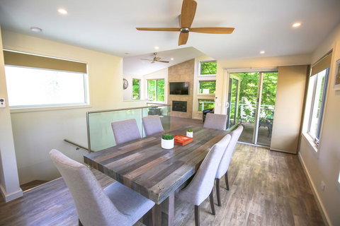 Aberdeen - Sunshine Coast Tourism 3