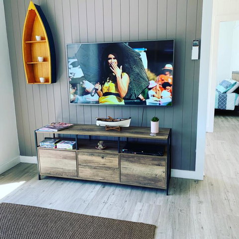 Abode Callala Beach Jervis Bay - 100m To Beach! - Holiday Sunshine Coast 3