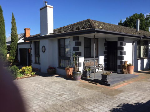 Abode33 - Holiday Sunshine Coast 1
