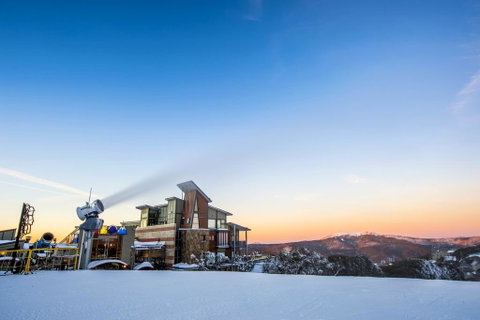 Abom Hotel - Sunshine Coast Tourism 1