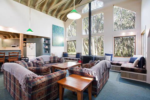 Absinthe - Sunshine Coast Tourism 2