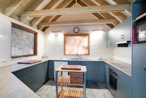 Absinthe - Sunshine Coast Tourism 3