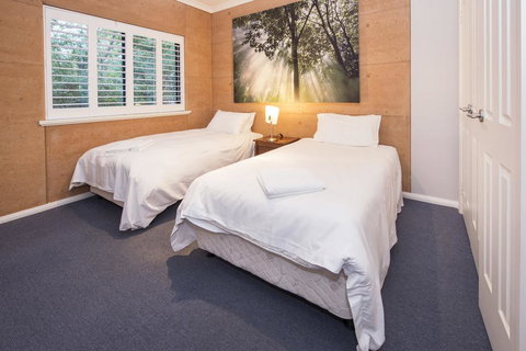 Abundance - Holiday Sunshine Coast 2