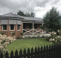 Acacia House - Central Healesville - Yarra Valley - Sunshine Coast Tourism