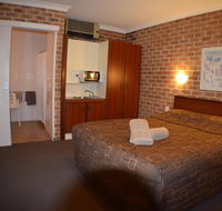 Acacia Motor Inn - Holiday Sunshine Coast