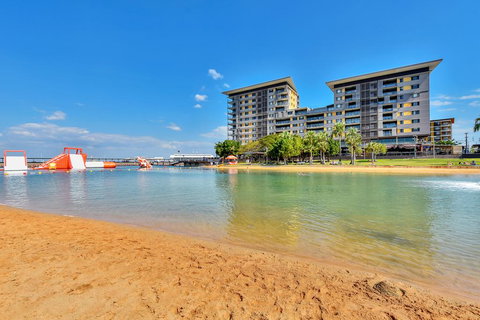 Accommodation At Darwin Waterfront - Holiday Sunshine Coast 1
