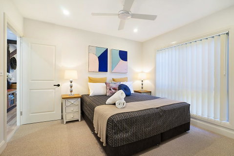 Accommodation Hunter - James Street Morpeth - Holiday Sunshine Coast 2