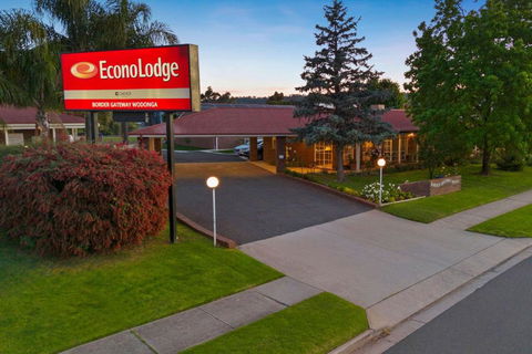 Econo Lodge Border Gateway Wodonga - Sunshine Coast Tourism 3