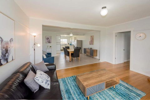 Diamond Hills Campbell Town - Sunshine Coast Tourism 0