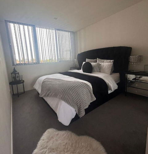 Drummoyne Apartment - Sunshine Coast Tourism 4