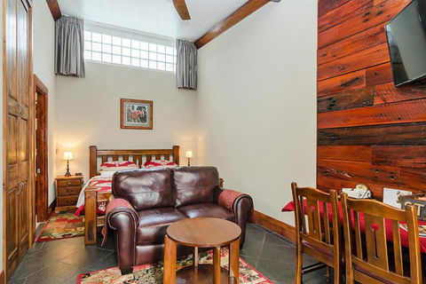 Eagle Foundry Bed & Breakfast - Holiday Sunshine Coast 4