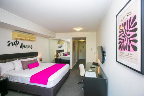 East Perth Suites Hotel - Holiday Sunshine Coast 2