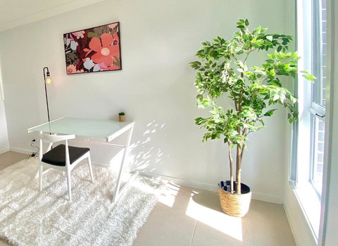 Edmondson Modern 4 Br House Quiet & Convenient - Sunshine Coast Tourism 4