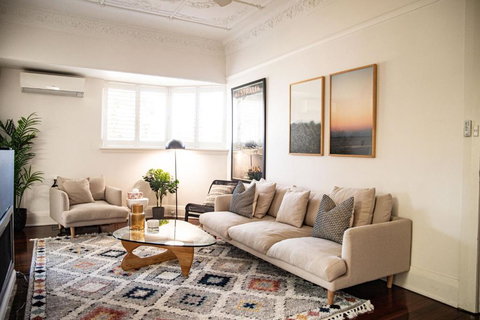 Elegant Federation Home Near The Airport - Sunshine Coast Tourism 2