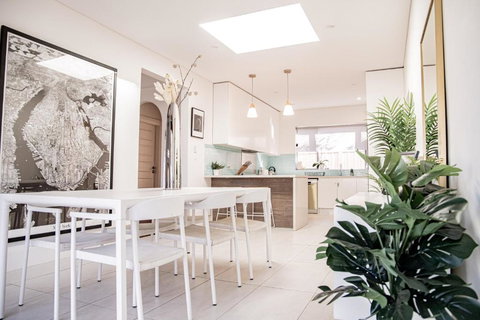 Elegant Federation Home Near The Airport - Sunshine Coast Tourism 3