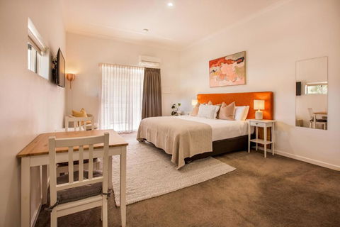 EM Apartments - Holiday Sunshine Coast 3