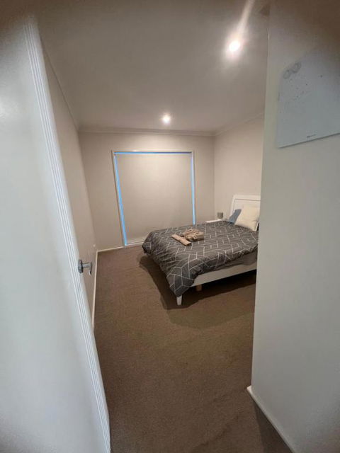 Entire 4 BR House In Moncrieff Close To Playground - Sunshine Coast Tourism 4