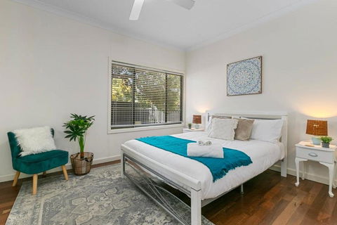 Entire Home In Sturt, Free Parking - Sunshine Coast Tourism 0