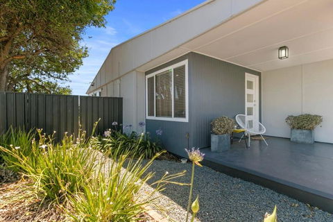 Entire Home In Sturt, Free Parking - Sunshine Coast Tourism 2
