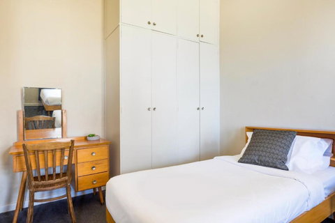 Esplanade Hotel Adelaide - Holiday Sunshine Coast 4