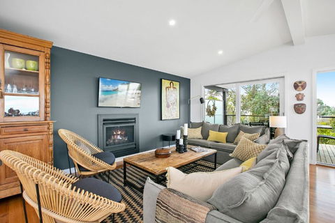 Evans Beach Retreat - Sunshine Coast Tourism 3